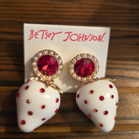 Betsey Johnson Red Crystal Faux Pearl Strawberry Dangle Earrings NWT - Picture 5 of 6